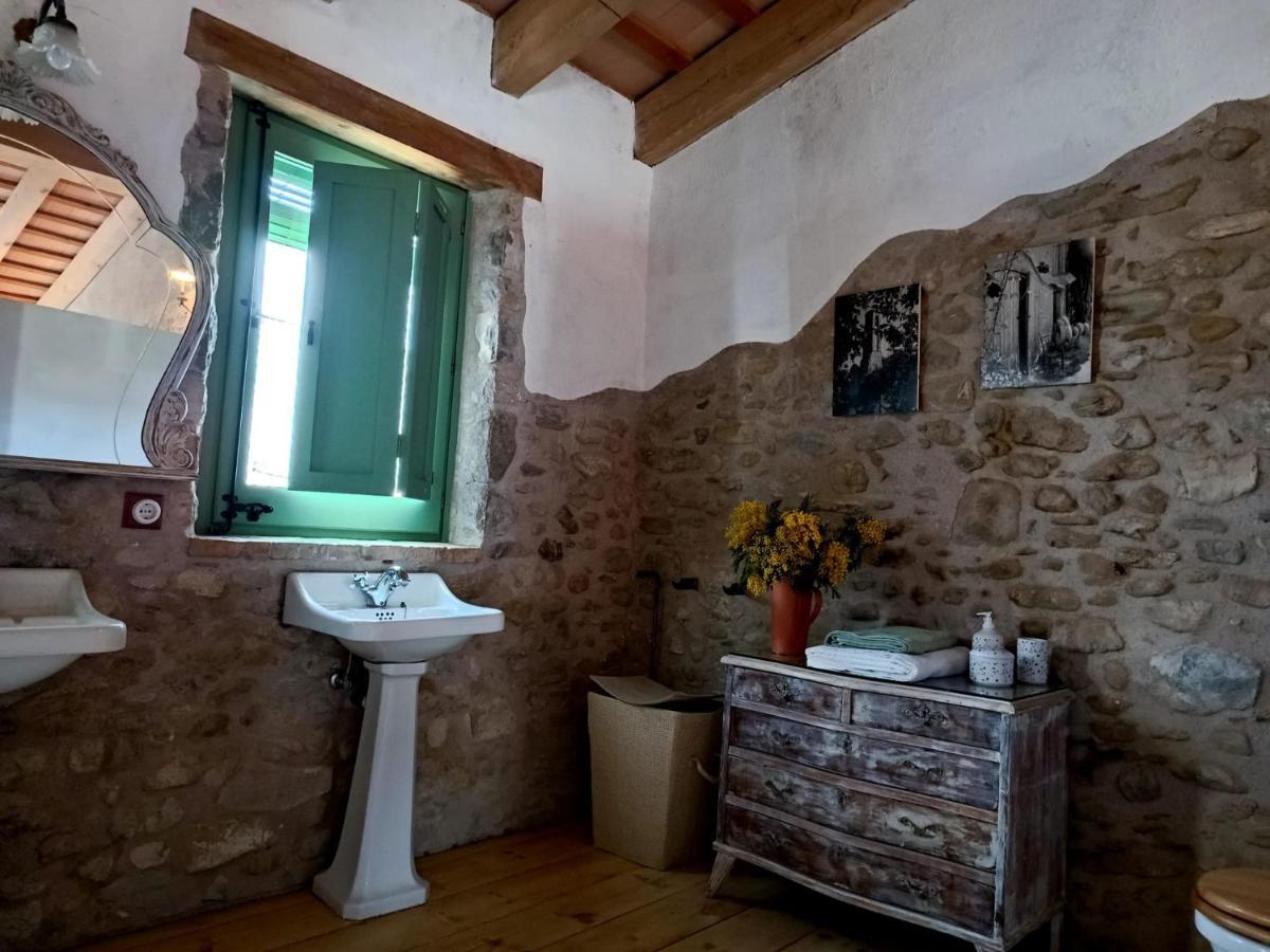 Vivalidays Casa Rural Anna Mieres Gerona ภายนอก รูปภาพ